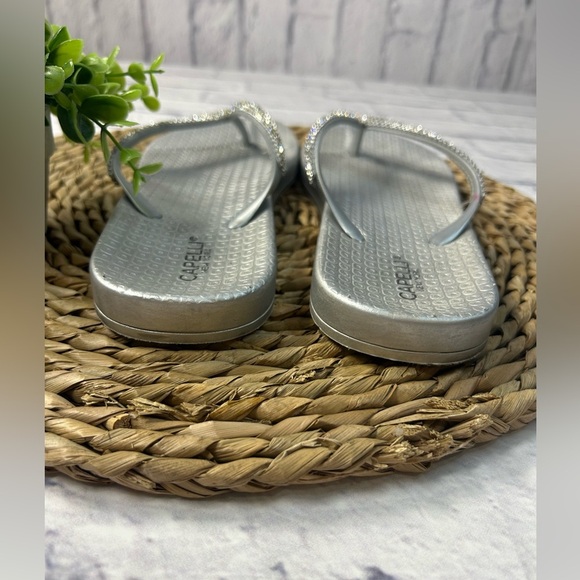 Capelli of New York Silver Flip Flops with Rhinestone Accents. Size 9. - Picture 3 of 7